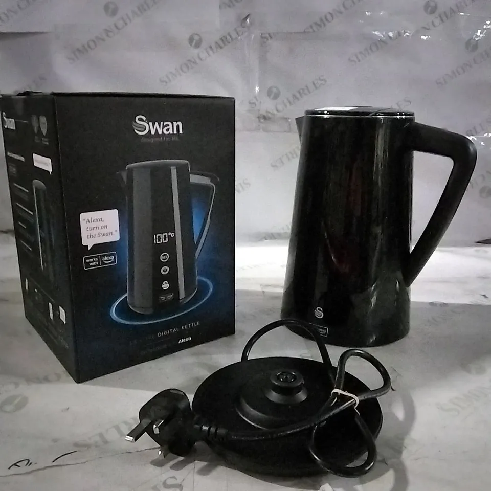 BOXED SWAN 1.5L DIGITAL KETTLE 
