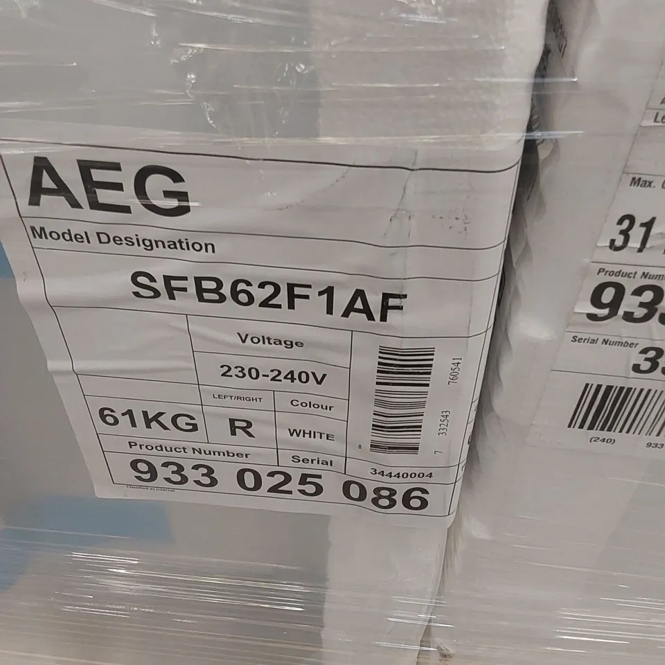 AEG SFB682F1AF - 933025086 COMBI-FRIDGE BUILT-IN F WHITE