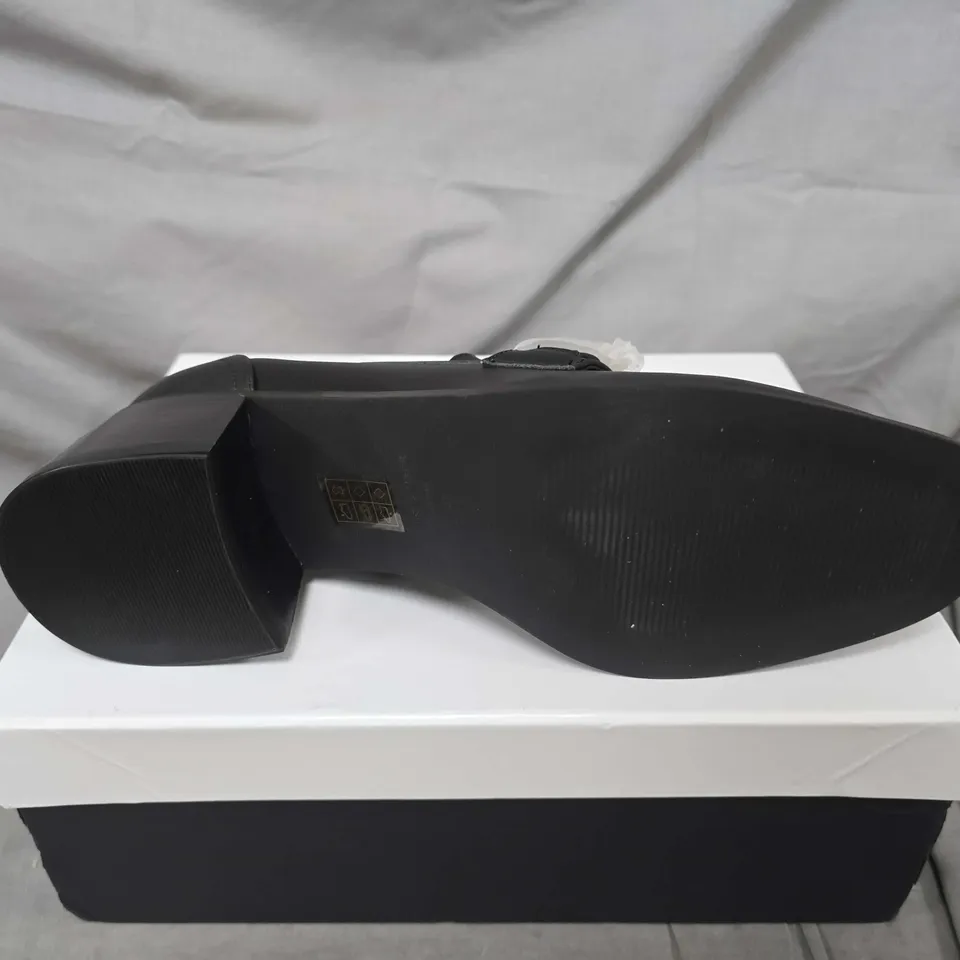 BOXED PAIR OF KURT GEIGER KINGSLEY HEEL LOAFERS IN BLACK - SIZE 41