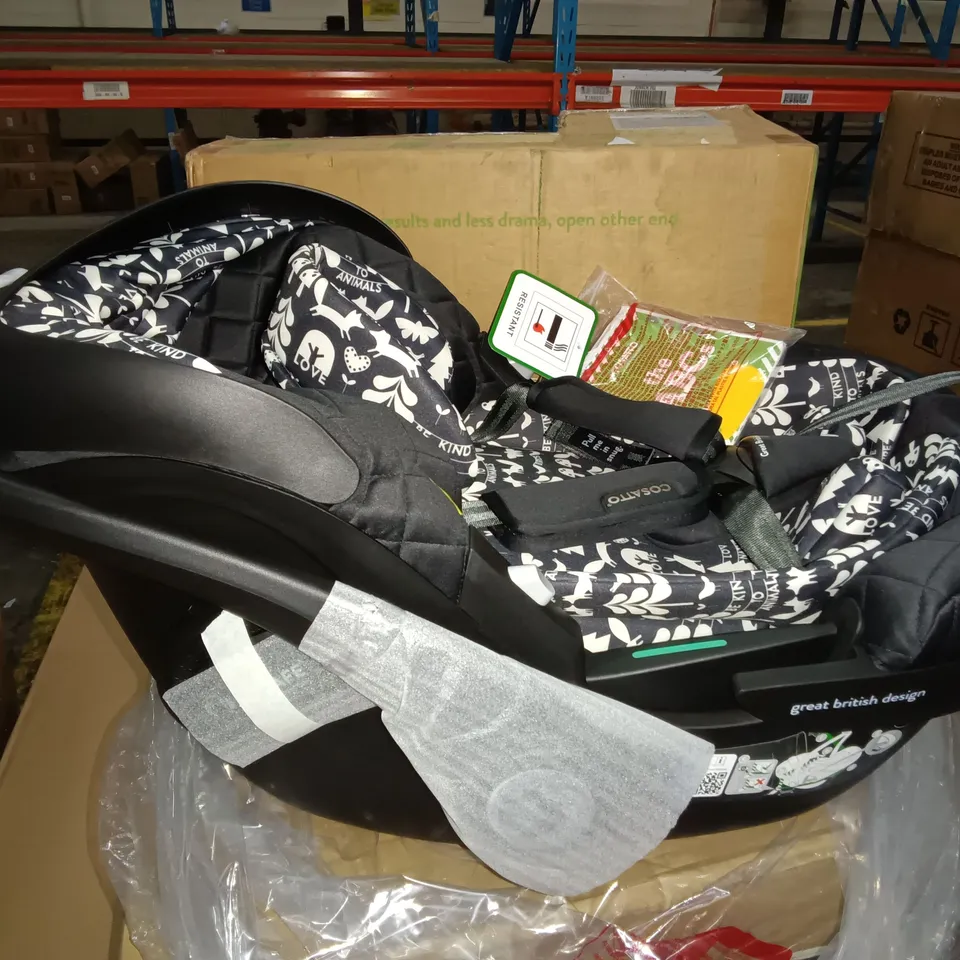 COSATTO BE KIND TO ANIMALS CAR SEAT AND ACORN I-SIZE BASE CT5233 - 2 BOXES