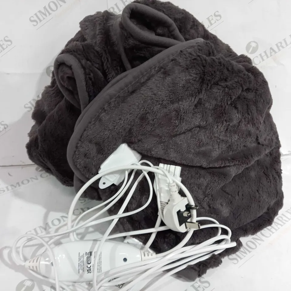 COZEE HOME HEATED BLANKET IN CHARCOAL 