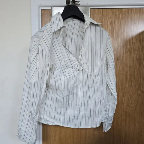 NEXT WOMEN'S STRIPED SHIRT WITH BUCKLE WRAP DETAIL - UK 12 (EU 40)