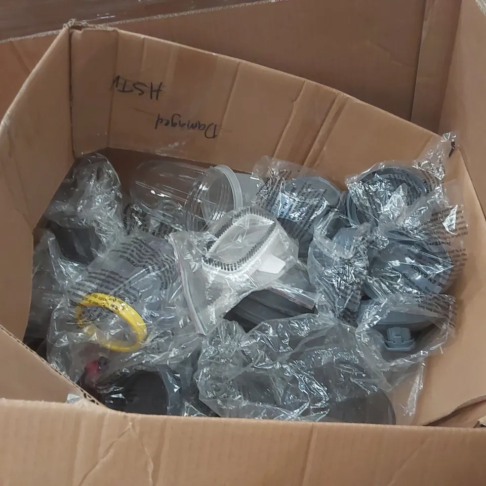 PALLET CONTAINING A VERY LARGE QUANTITY OF ASSORTED BLENDER PARTS ECT