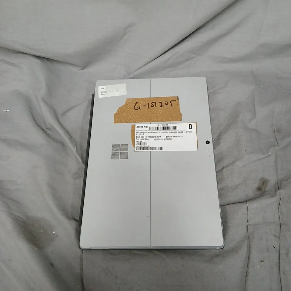 MICROSOFT SURFACE PRO 5 TABLET WITH KEYBOARD – 12.3-INCH, I5, 8GB RAM, 256GB SSD, WI-FI