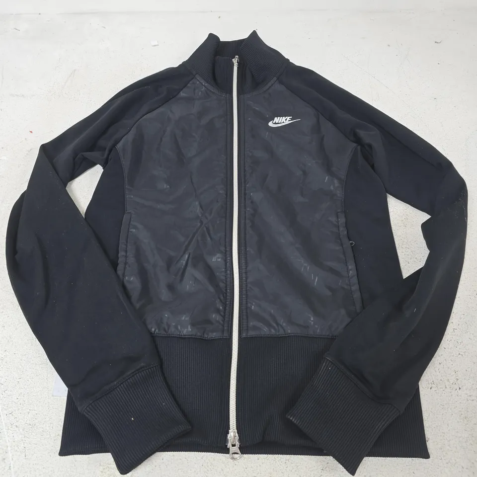 NIKE SPORTSWEAR BOMBER JACKET – BLACK – SIZE S
