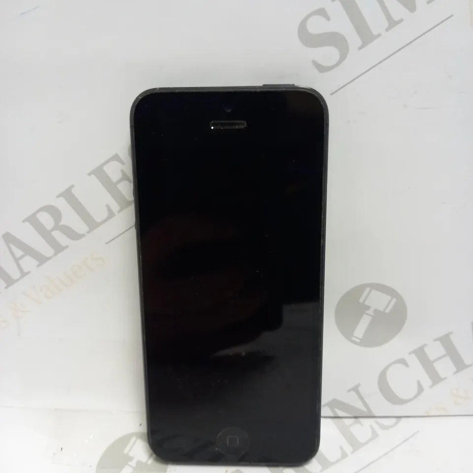 APPLE IPHONE 5 (A1429) SMARTPHONE 