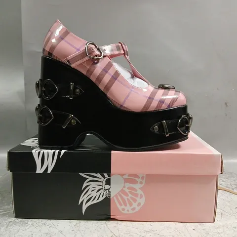 BOXED PAIR OF KOI SWEET APATHY PLAID WEDGE MARY JANES IN PINK SIZE UK 4