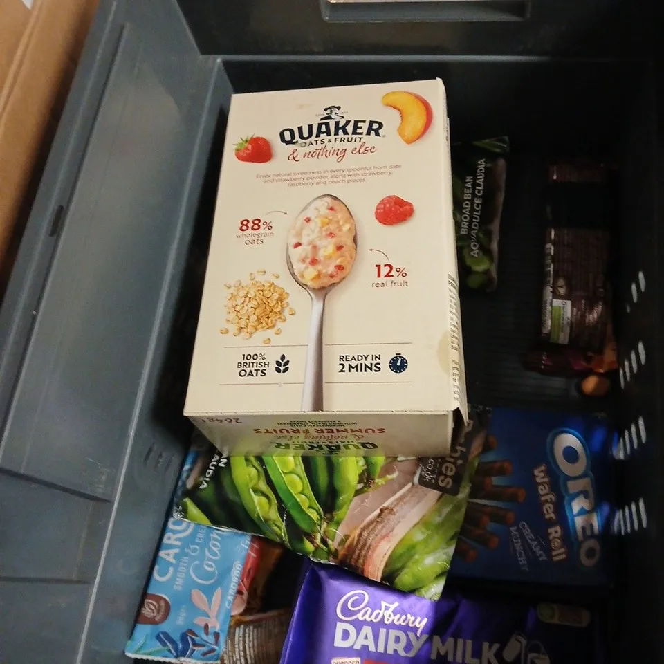 APPROXIMATELY 15 ASSORTED FOOD ITEMS INCLUDING OREO CEREAL , HUEL ICED COFFEE CARAMEL AND JAMMIE DODGERS MINIS