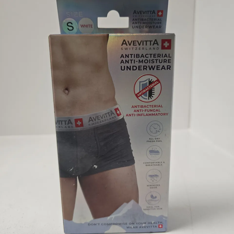 AVEVITTA ANTIBACTERIAL ANTI-MOISTURE UNDERWEAR – MEN'S BOXERS, SIZE S, WHITE