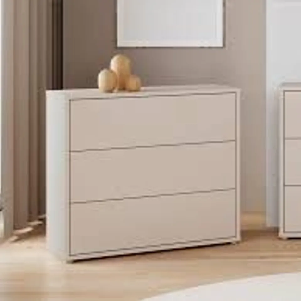 BOXED EMILENE 3 DRAWER CHEST - NATURAL (1 BOX)