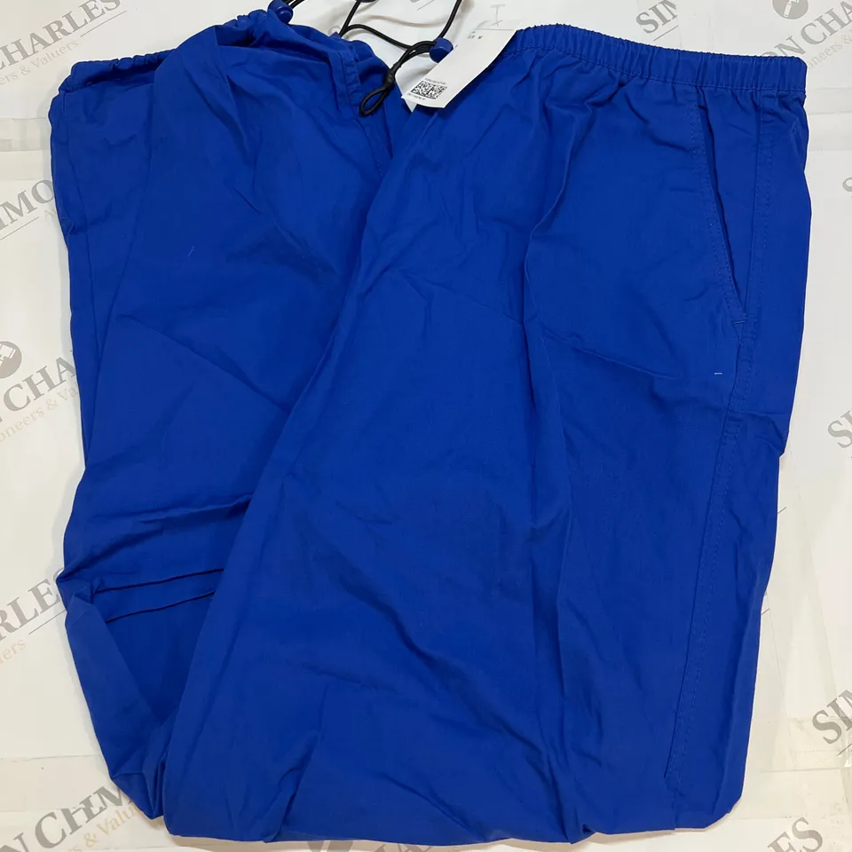 H&M WIDE FIT DRAWSTRING CARGO PANTS IN ROYAL BLUE M
