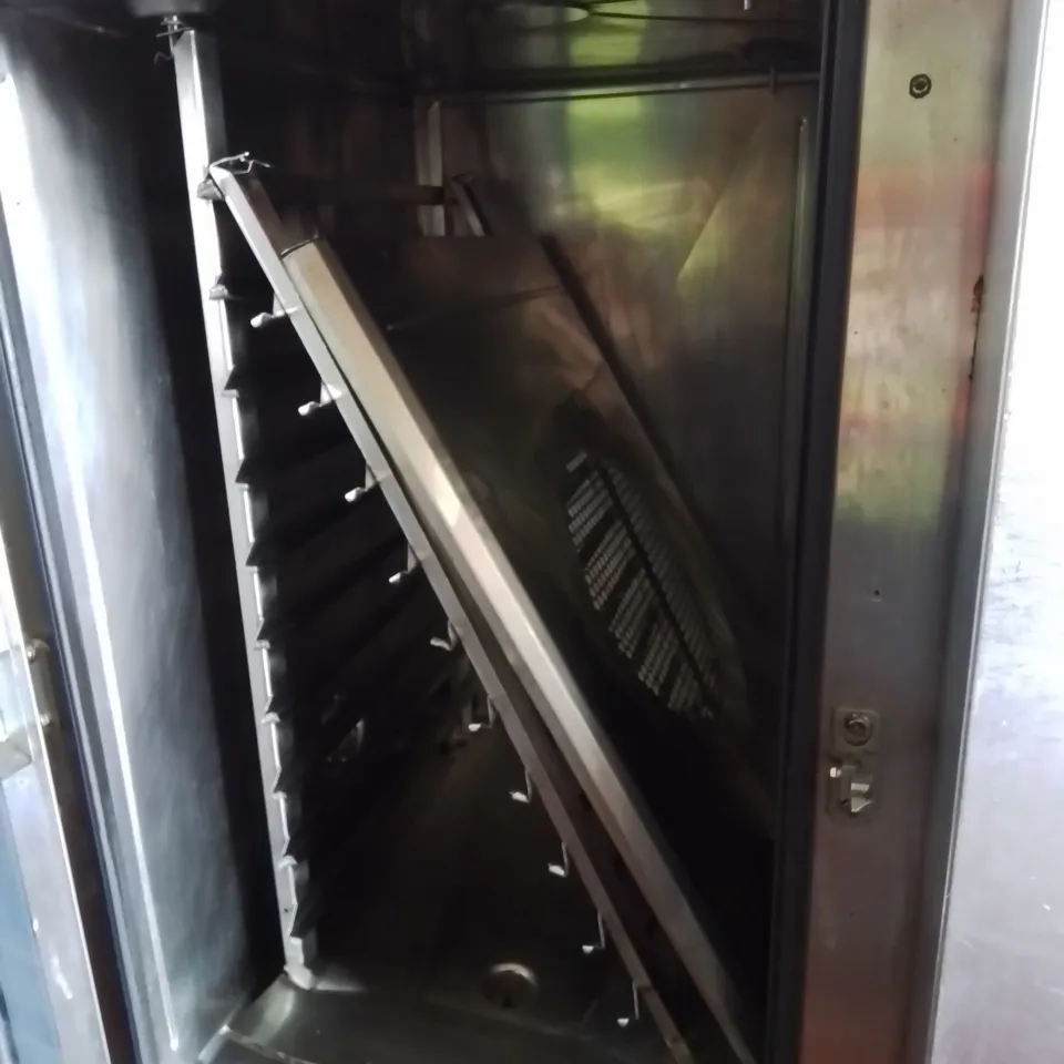 HOUNDE BKI 10 TRAY COMBI OVEN Model CPE 1.10