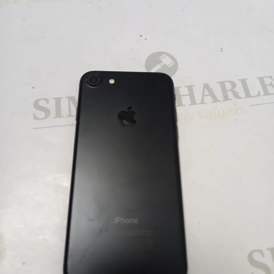 APPLE IPHONE 7 MODEL A1778 