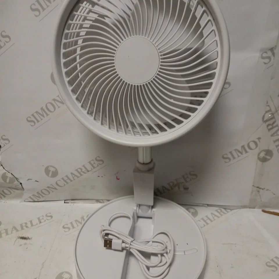 BELL & HOWELL RECHARGEABLE EXTENDABLE DESK & FLOOR FAN, WHITE