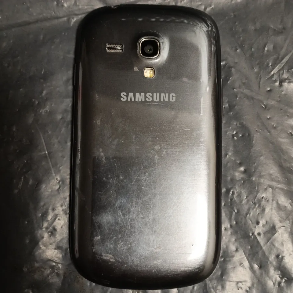 SAMSUNG GALAXY S III MINI GT-18190N MOBILE PHONE