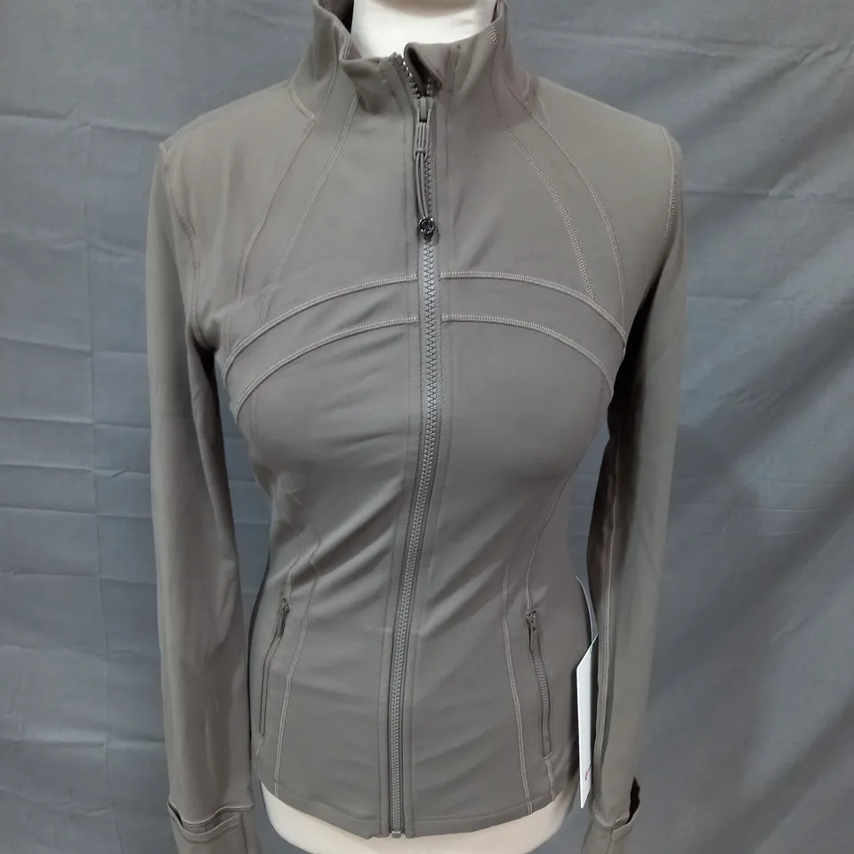 LULULEMON DEFINE JACKET NULU JACKET - SIZE 6