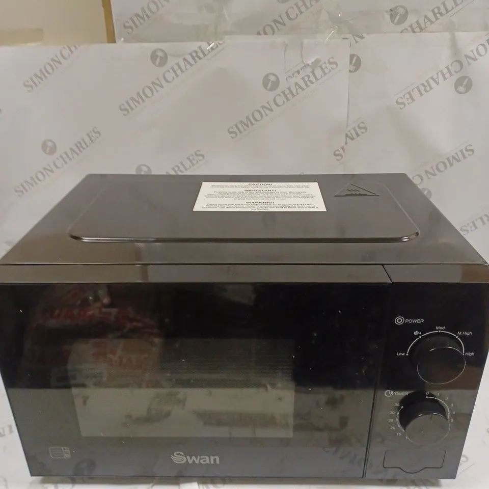 BOXED SWAN 20L 700W MANUAL MICROWAVE RRP £54