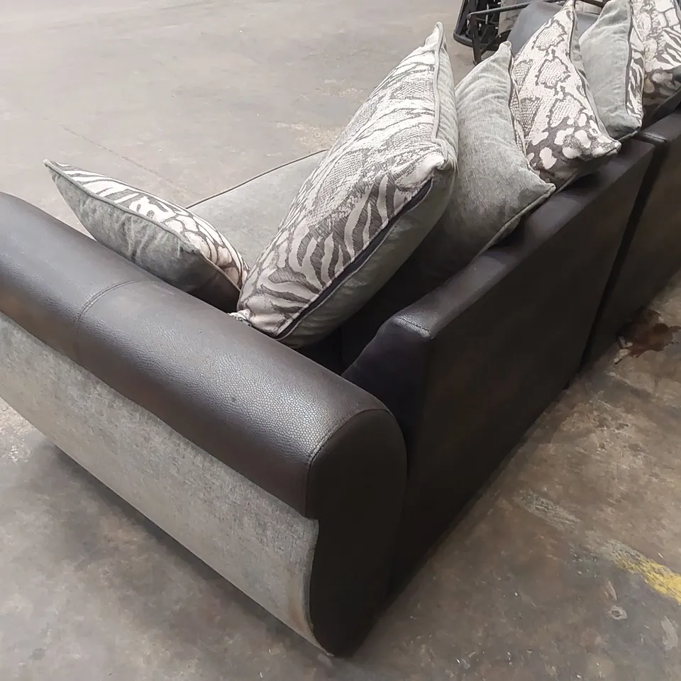 DESIGNER HILTON 4-SEATER SOFA 