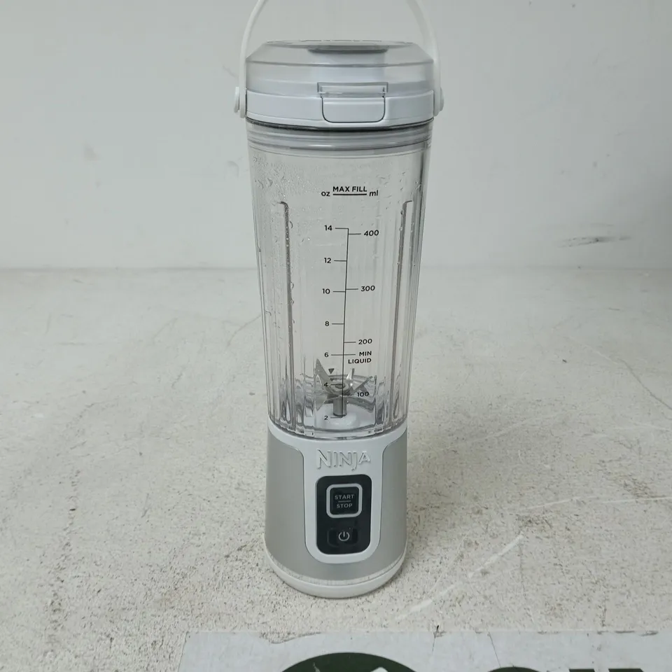 NINJA BLENDER WHITE UNBOXED