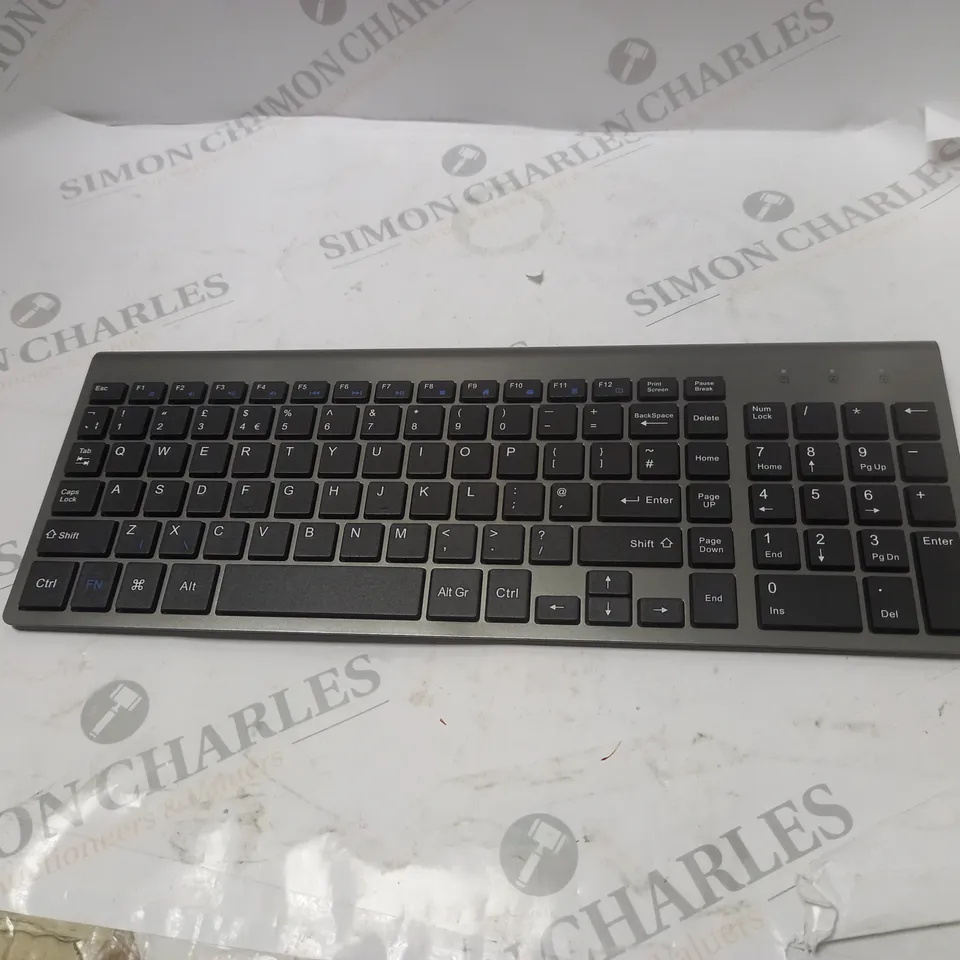 BOXED JOYACCESS WIRELESS KEYBOARD