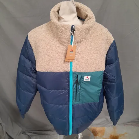 PASSENGER INSPIRE RECYCLED INSULATED JACKET IN RICH NAVY SIZE L