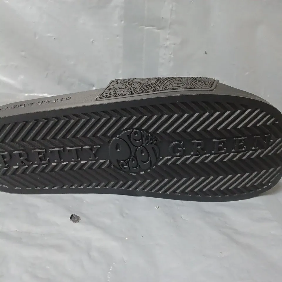 PAIR OF PRETTY GREEN OKALA SLIDERS - UK SIZE 9 