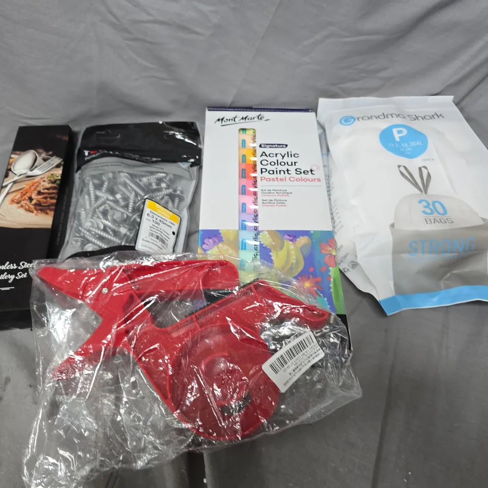 APPROXIMATELY 20 ASSORTED HOUSEHOLD ITEMS TO INCLUDE CUTLERY SET, ACRYLIC PAINT SET AND BIN BAGS