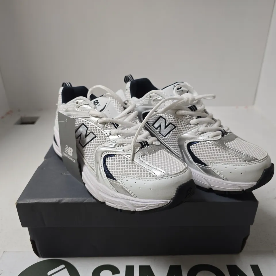 NEW BALANCE RUNNING COURSE UK 5.5 BOXED