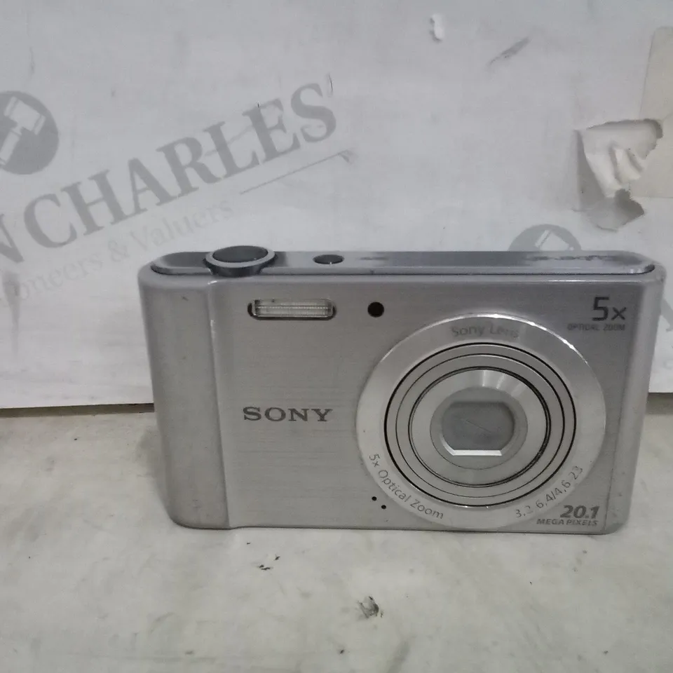 BOXED SONY DSC-W800 CYBER-SHOT DIGITAL STILL CAMERA