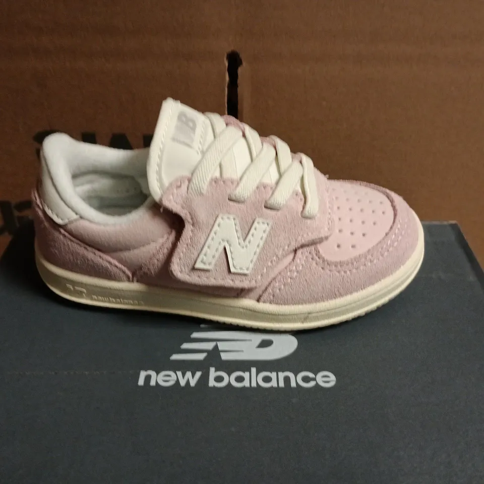 NEW BALANCE KIDS' TRAINERS IN PINK - UK 24