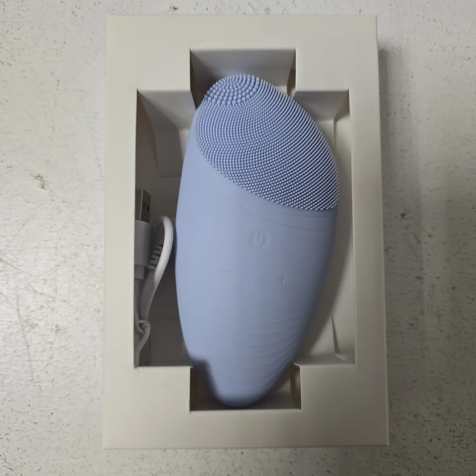 TILI FACIAL CLEANSING BRUSH