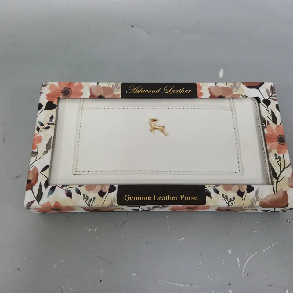 ASHWOOD GENUINE LEATHER POCKET PURSE WHITE 