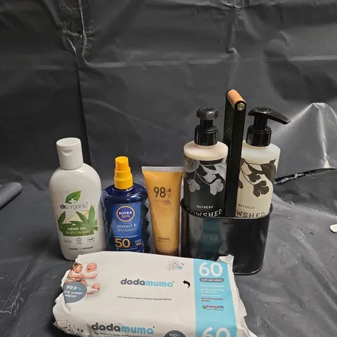 APPROXIMATEY 20 ASSORTED HEALTH AND BEAUTY PRODUCTS TO INCLUDE - NIVEA SUN SPF 50 SPRAY - DADAMUMA BABY WIPES AND REFRESHED HAND WASH AND HAND CREAM