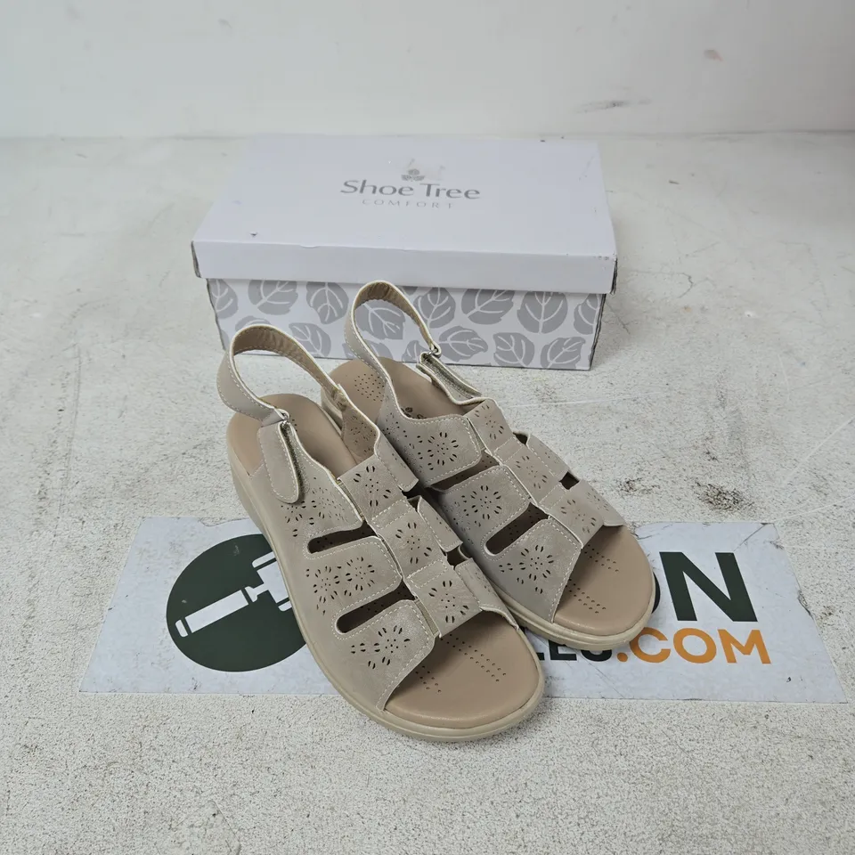 SHOE TREE COMFORT CATANIA SANDALS – BEIGE, UK 7