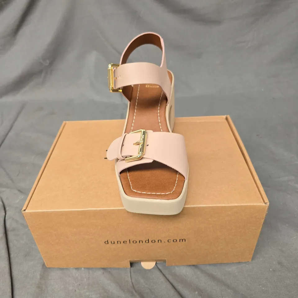BOXED PAIR OF DUNE LONDON JENIES PLATFORM HEEL SHOES - 6