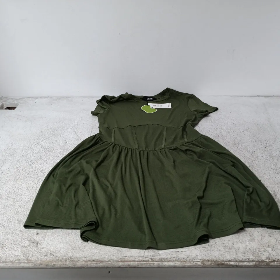CIDER GREEN DRESS – XL