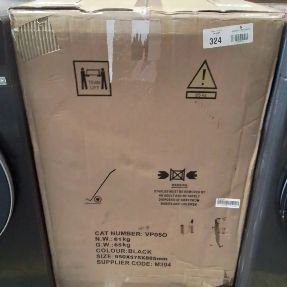 Boxed SWAN SW75130B 9KG LOAD, 1400 SPIN FREESTANDING WASHING MACHINE - BLACK