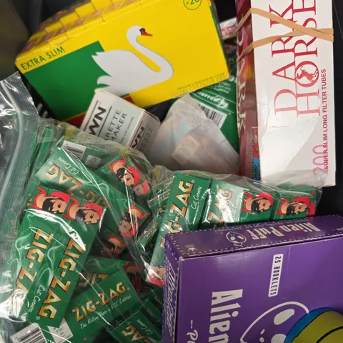 BOX OF ASSORTED SMOKING ITEMS TO INCLUDE PAPERS AND FILTERS 