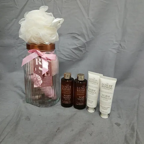 THE LUXURY BATHING COMPANY PURE INDULGENCE GLASS JAR SET - VELVET ROSE & PEONY