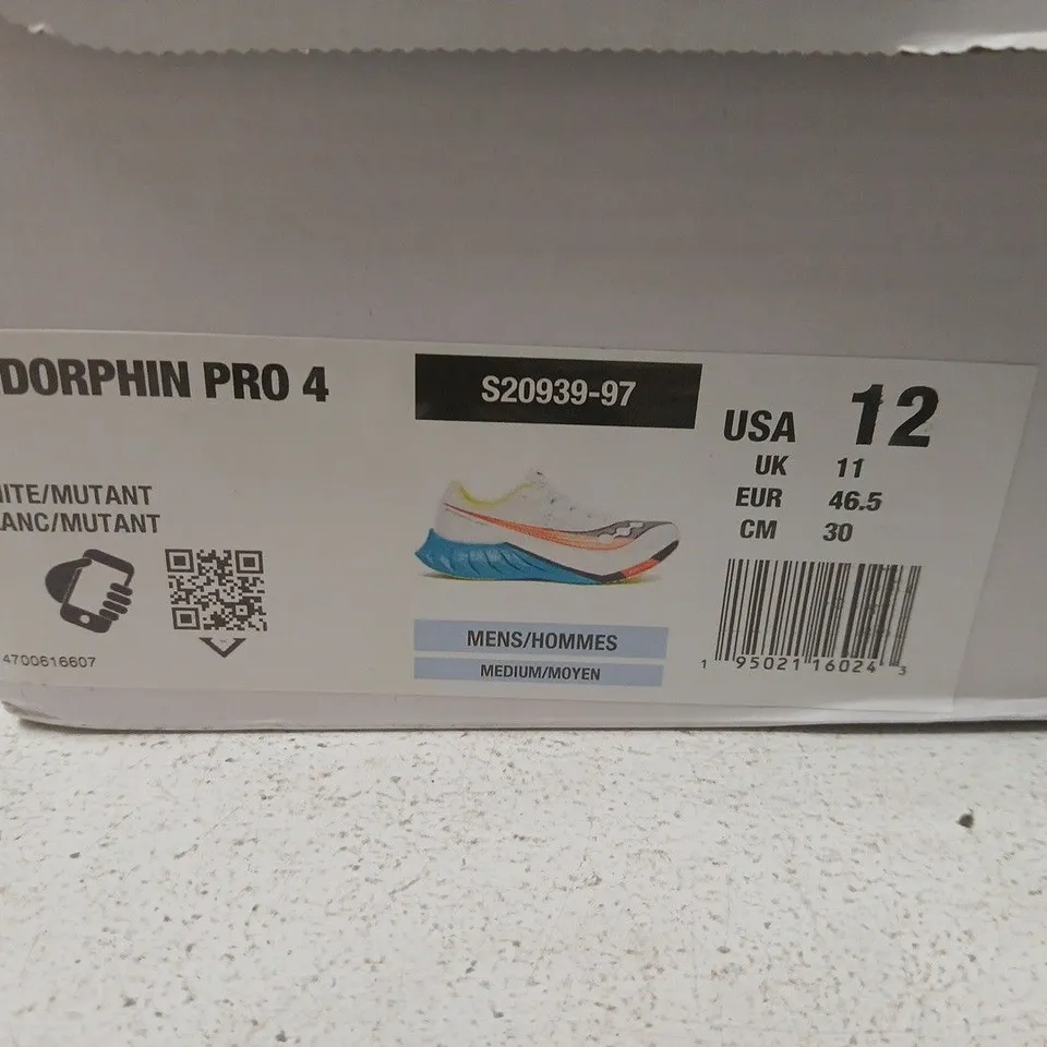 ENDORPHIN PRO 4 RUNNING SHOES – MEN'S UK 11 (US 12) – WHITE/NEON YELLOW/TEAL