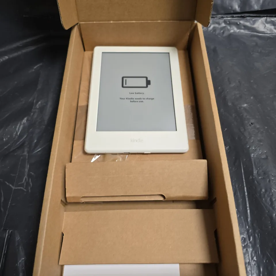 AMAZON KINDLE 6" E-READER (8TH GEN, 2016) WHITE – BOXED