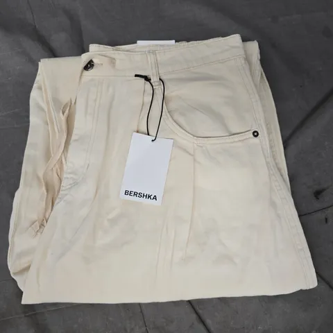 BERSHKA BAGGY BALLOON PANTS IN CREAM SIZE 44