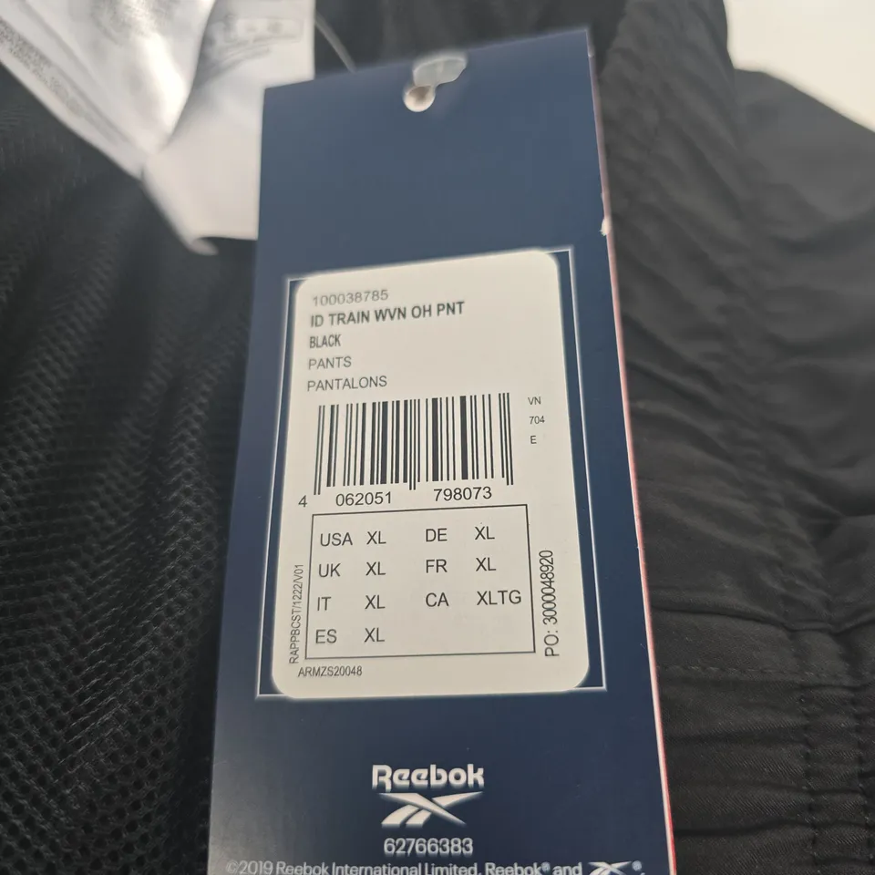 REEBOK TRAINING PANTS – UK XL – BLACK