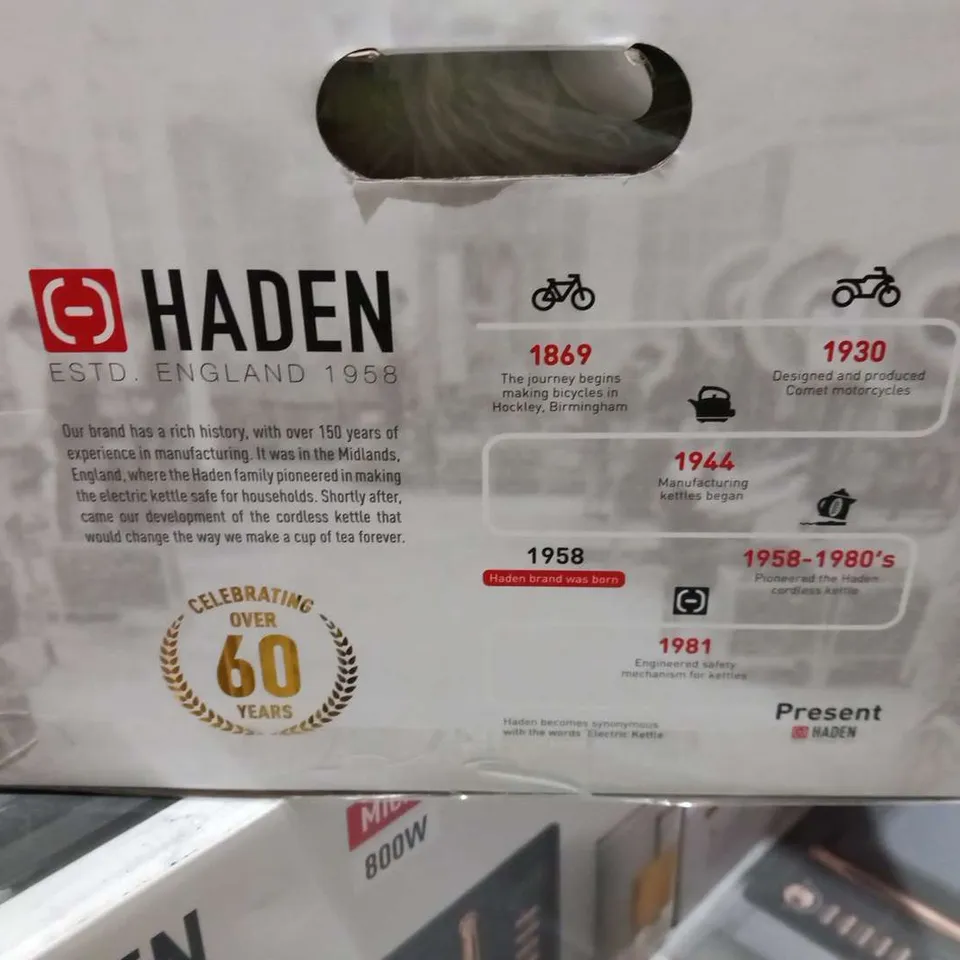 BRAND NEW BOXED HADEN 800W MICROWAVE 197061