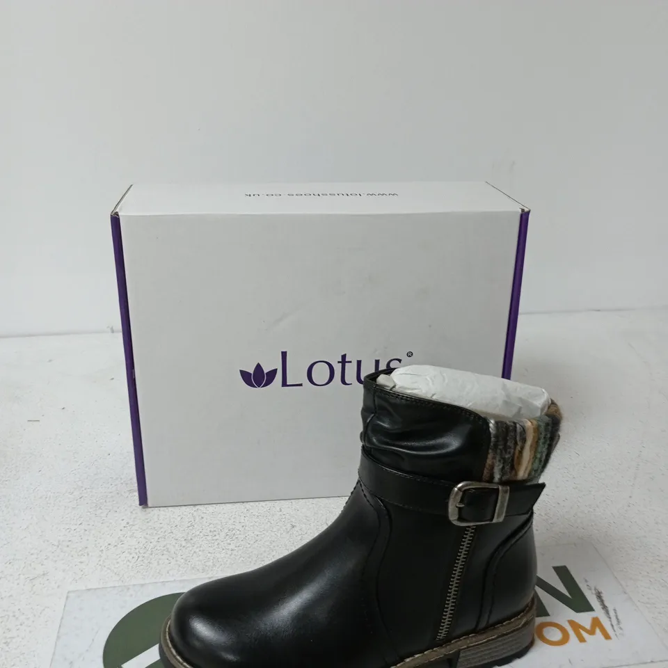 BOXED LOTUS TRIANA ULB461 BLACK BOOTS, UK 3 (EU 36)