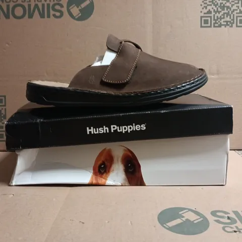 BOXED PAIR OF HUSH PUPPIES SHOES IN BROWN SIZE UK 11