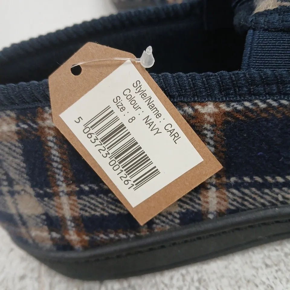 JO & JOE CARL NAVY PLAID SLIP-ON SHOES – UK 8