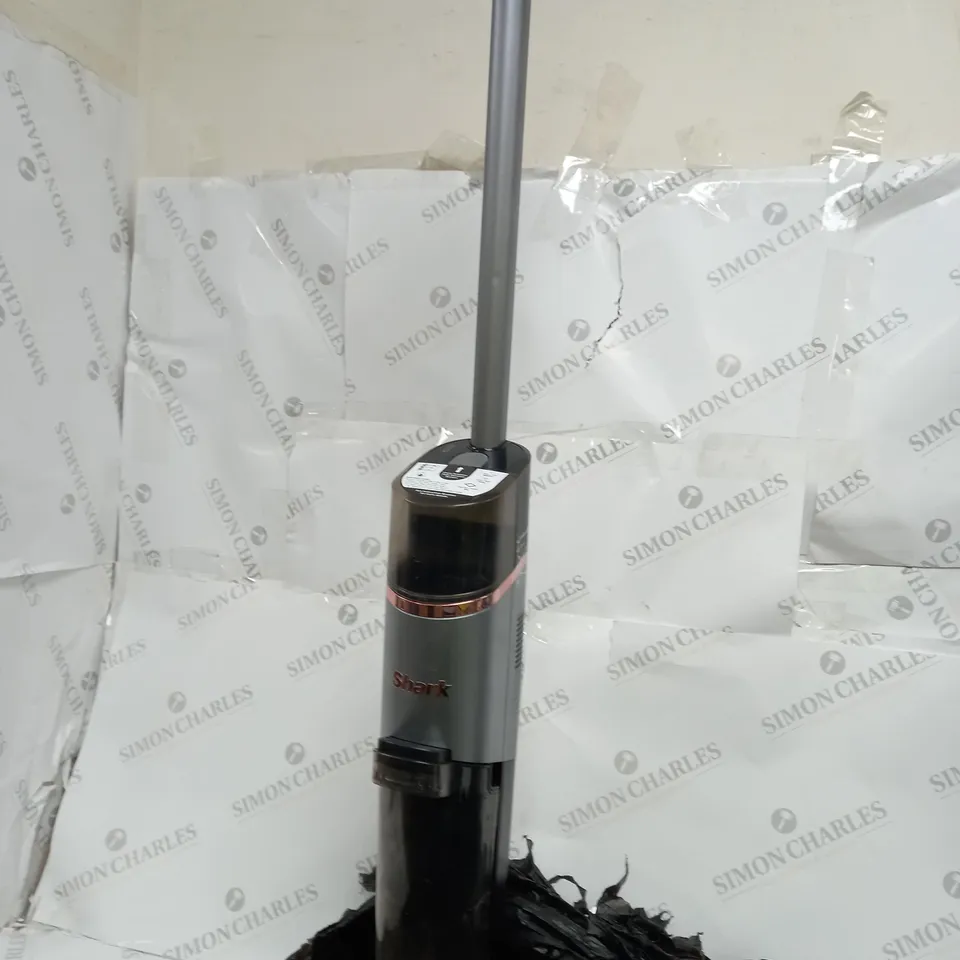 BOXED SHARK CORDLESS HYDROVAC 3-IN-1 HARD FLOOR CLEANING SYSTEM WD210UK