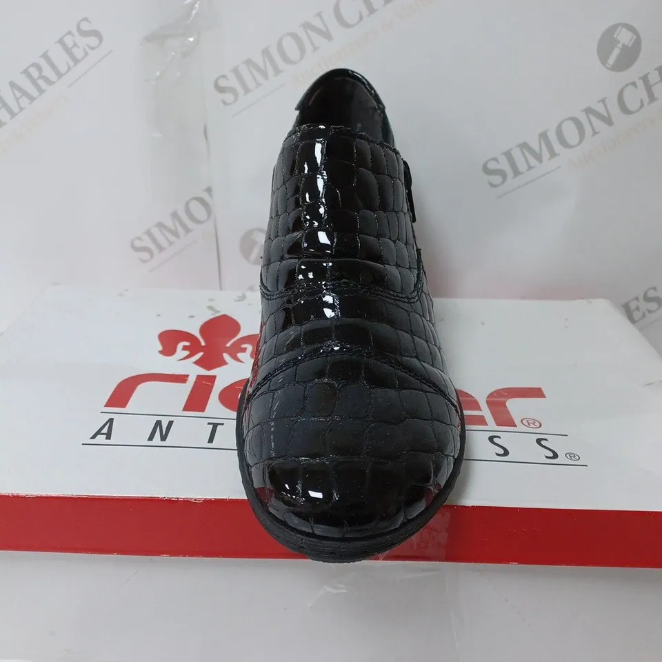 REIKER SHOE BOOT BLACK CROCODILE SIZE 5