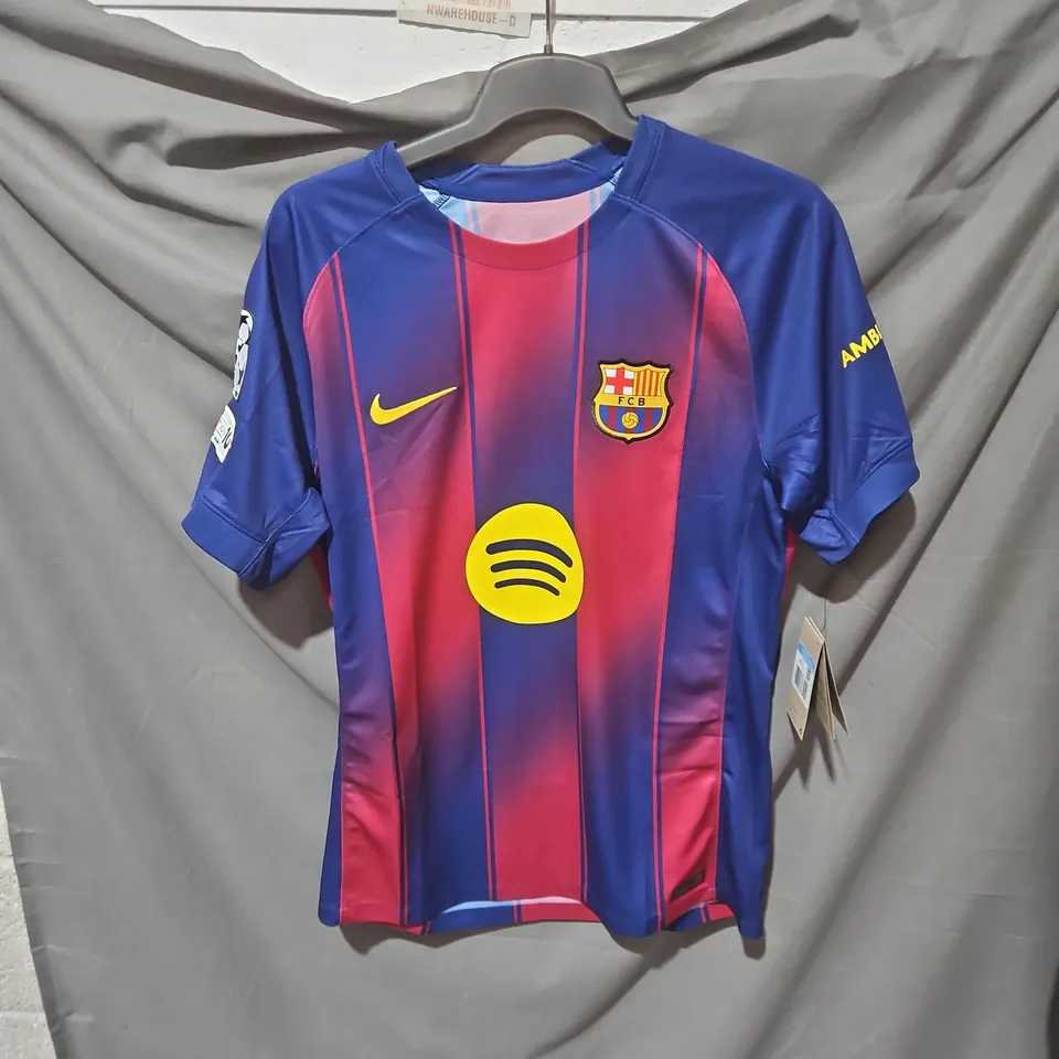 UK SIZE M NIKE DRI-FIT FC BARCELONA FOOTBALL JERSEY – RASHFORD 14 UNHCR